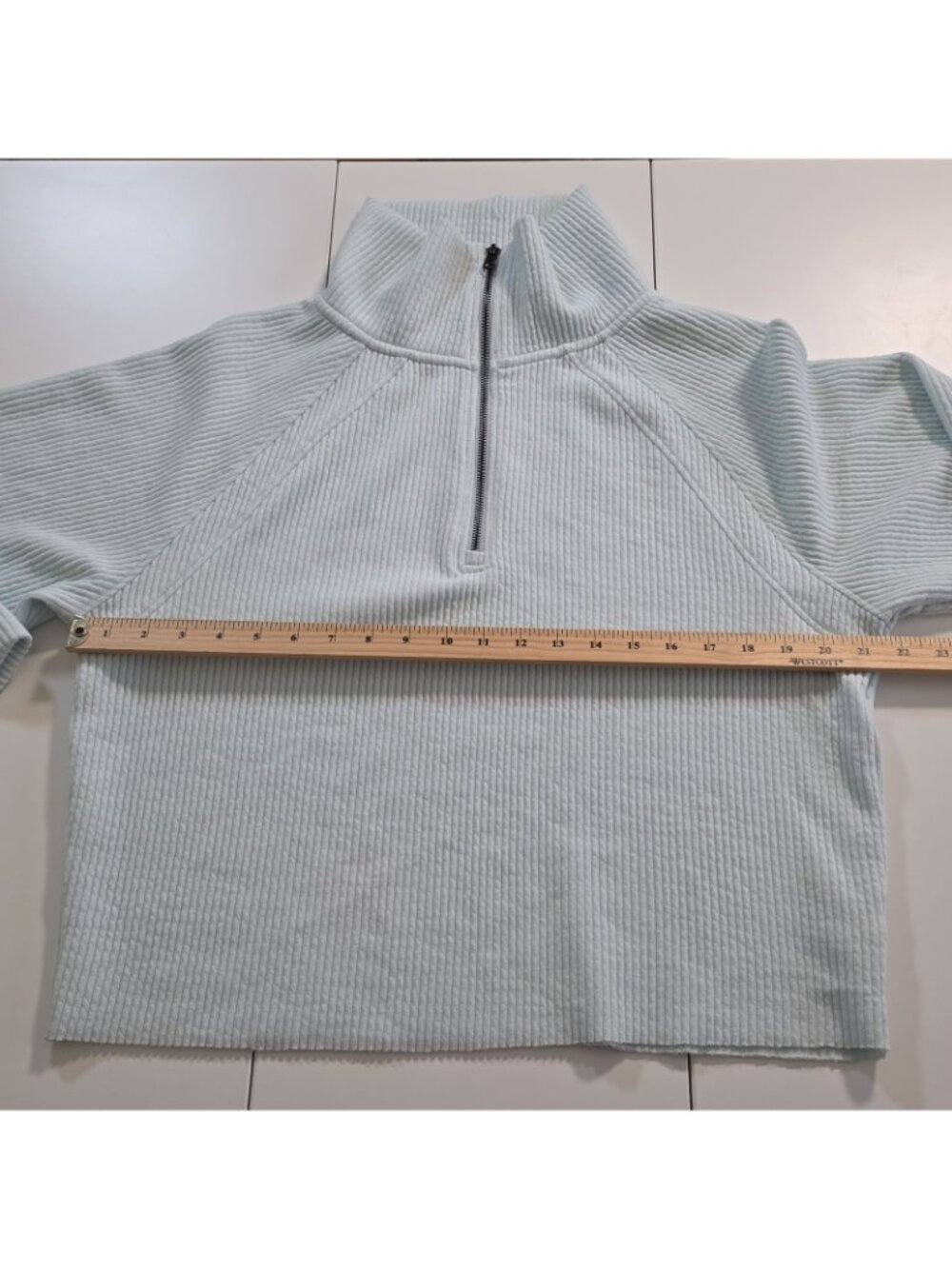 Saltwater Luxe Ribbed 1/4 Zip PulloverM Ice Blue Boxy LS Cropped Ribbed Coastal - Picture 5 of 15